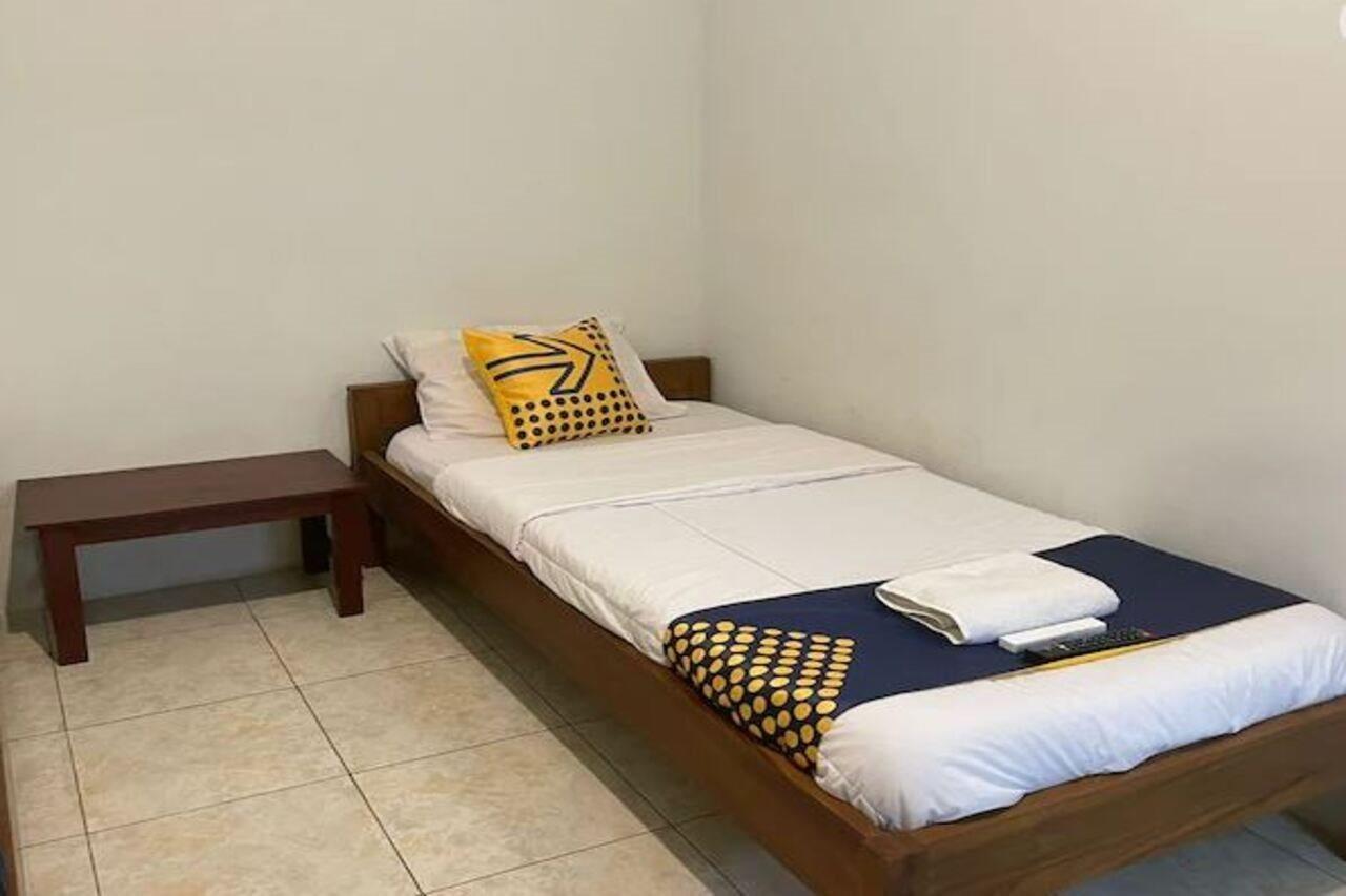 Spot On 2275 Omah Jm Hotel Beran Kidul Екстериор снимка