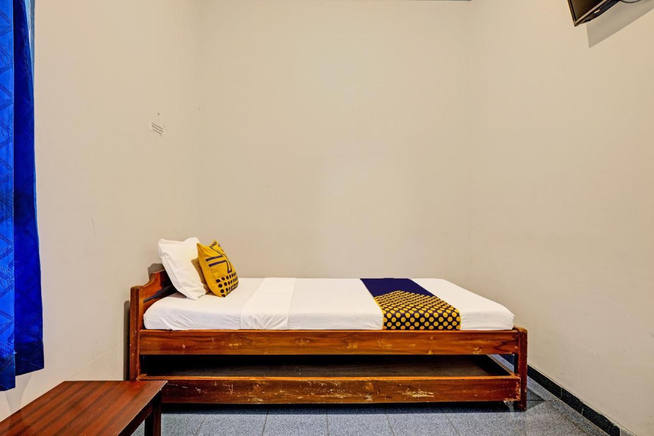 Spot On 2275 Omah Jm Hotel Beran Kidul Екстериор снимка