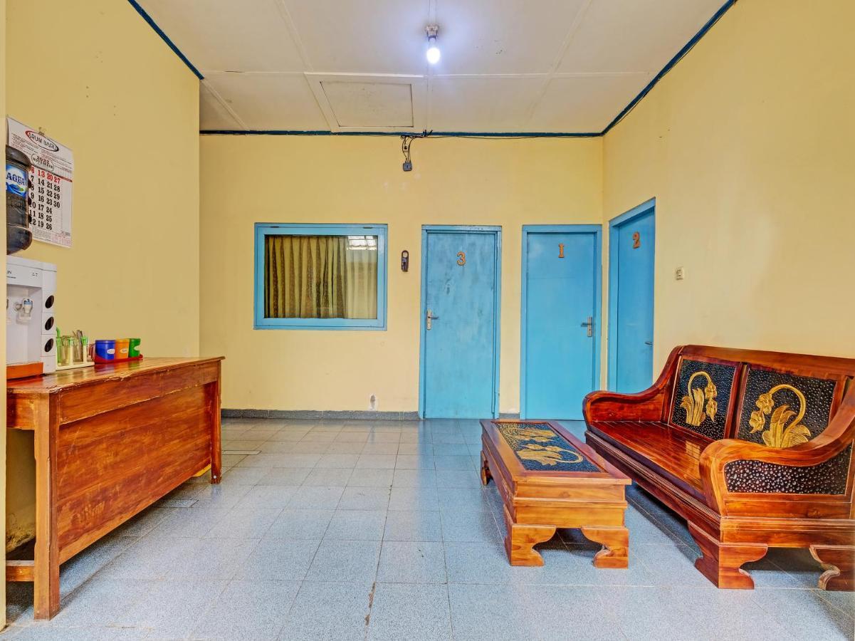 Spot On 2275 Omah Jm Hotel Beran Kidul Екстериор снимка